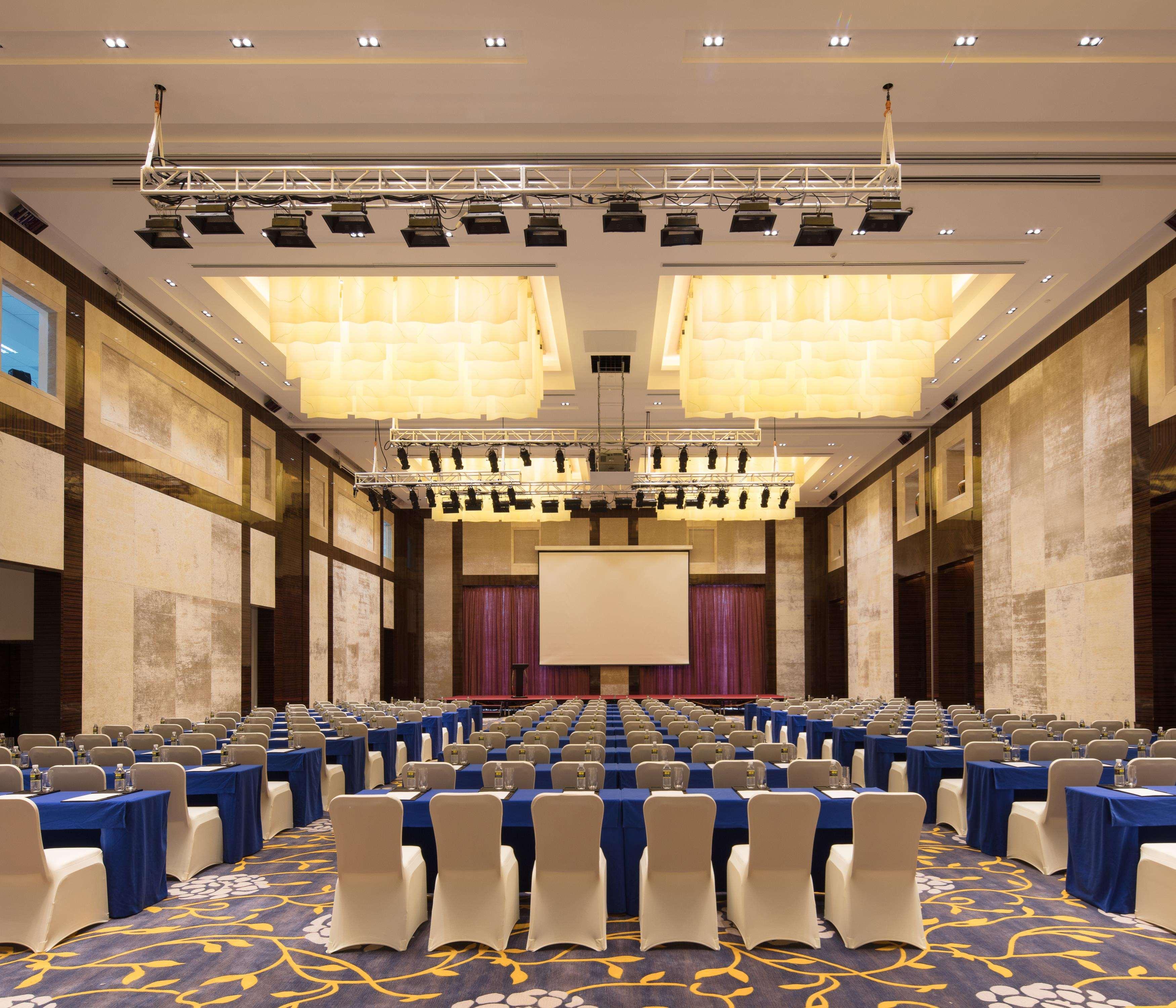 Thousand Cranes Sanya Yazhou Bay Int'L Exchange Centre,Curio By Hilton מראה חיצוני תמונה