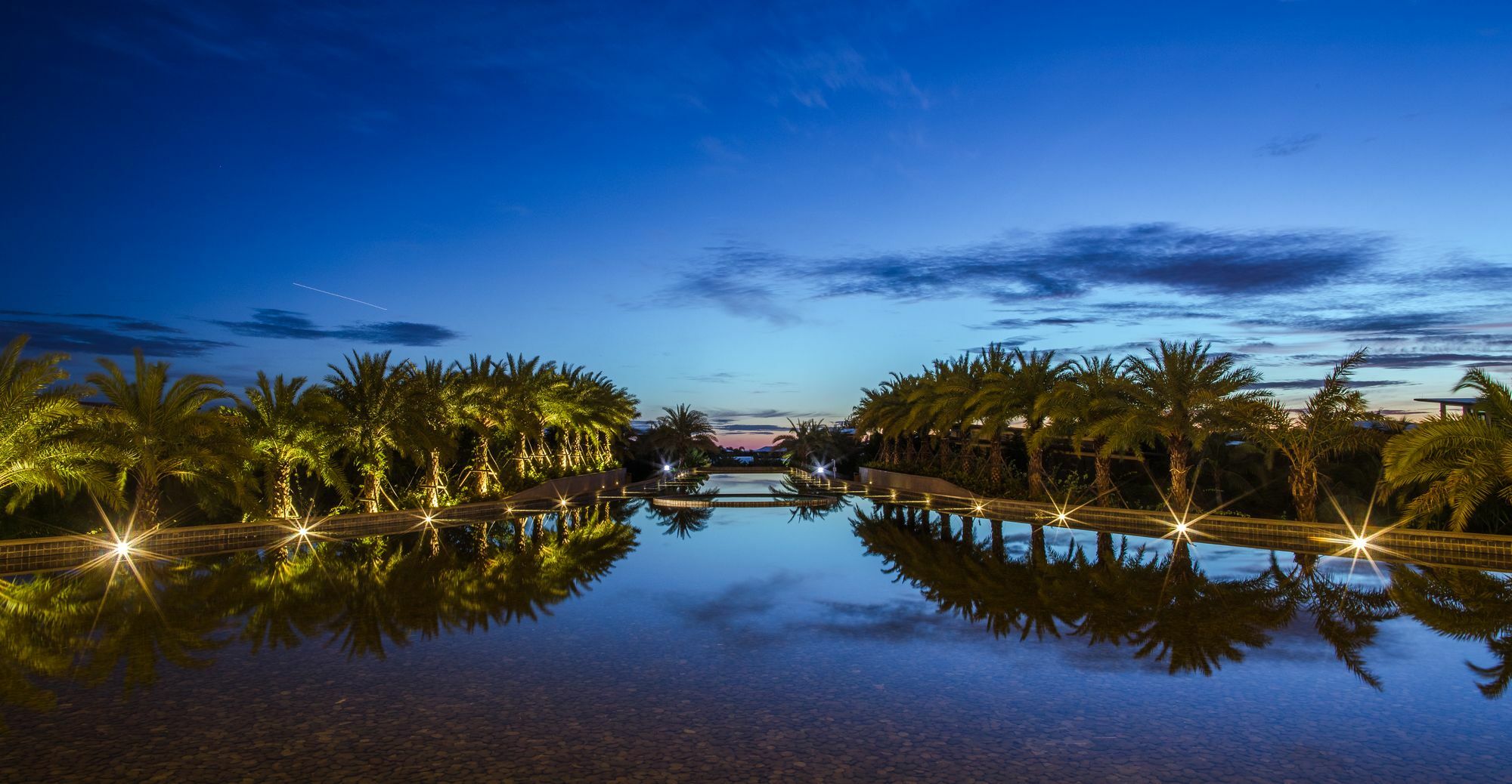Thousand Cranes Sanya Yazhou Bay Int'L Exchange Centre,Curio By Hilton מראה חיצוני תמונה